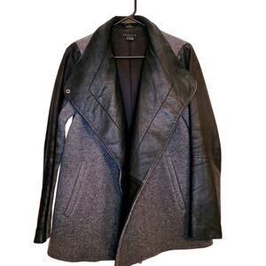 Theory Naomo womens grey wool and black leather snap front coat size small